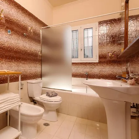 Metropolis - 150m From St Marcus Square, By Zantewize Apartment *